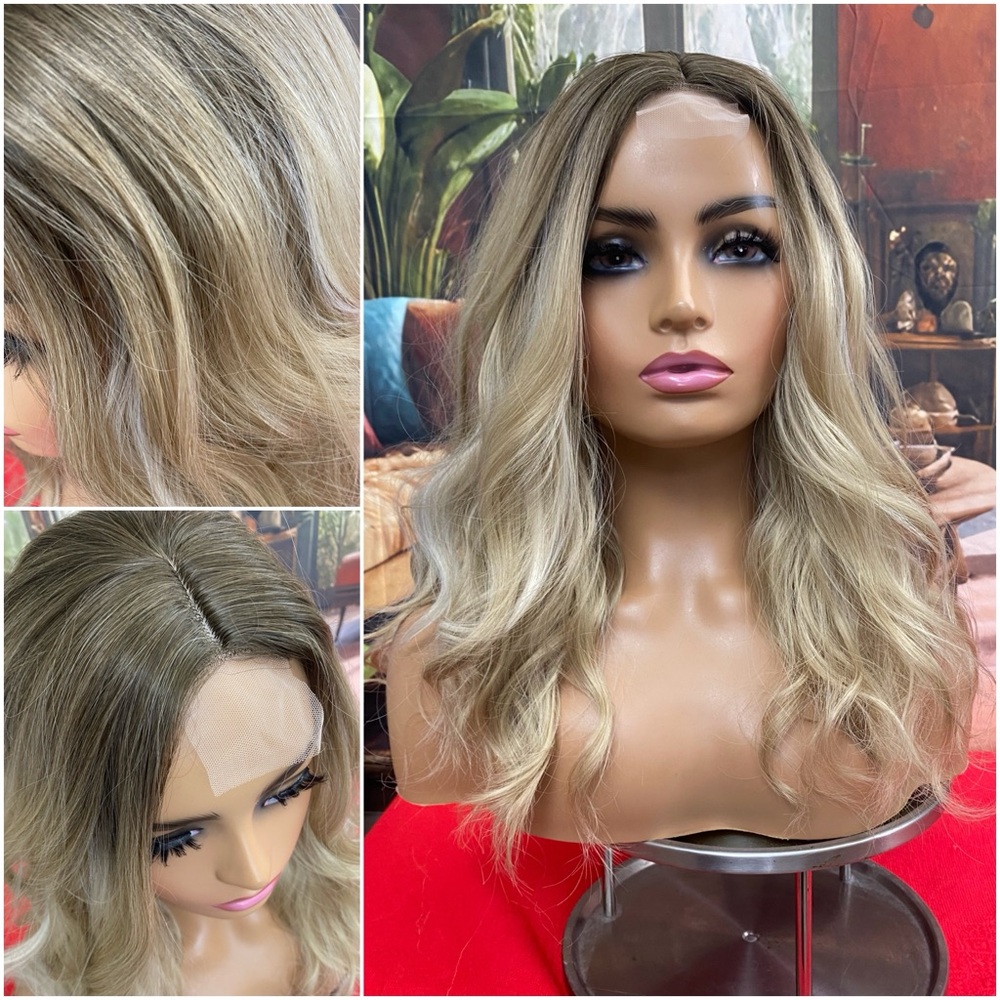 Wavy - Realistic mixed blonde lace front wig
